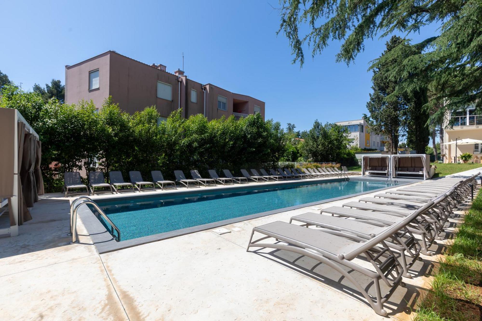 Hotel Emaus Novigrad Istria Εξωτερικό φωτογραφία
