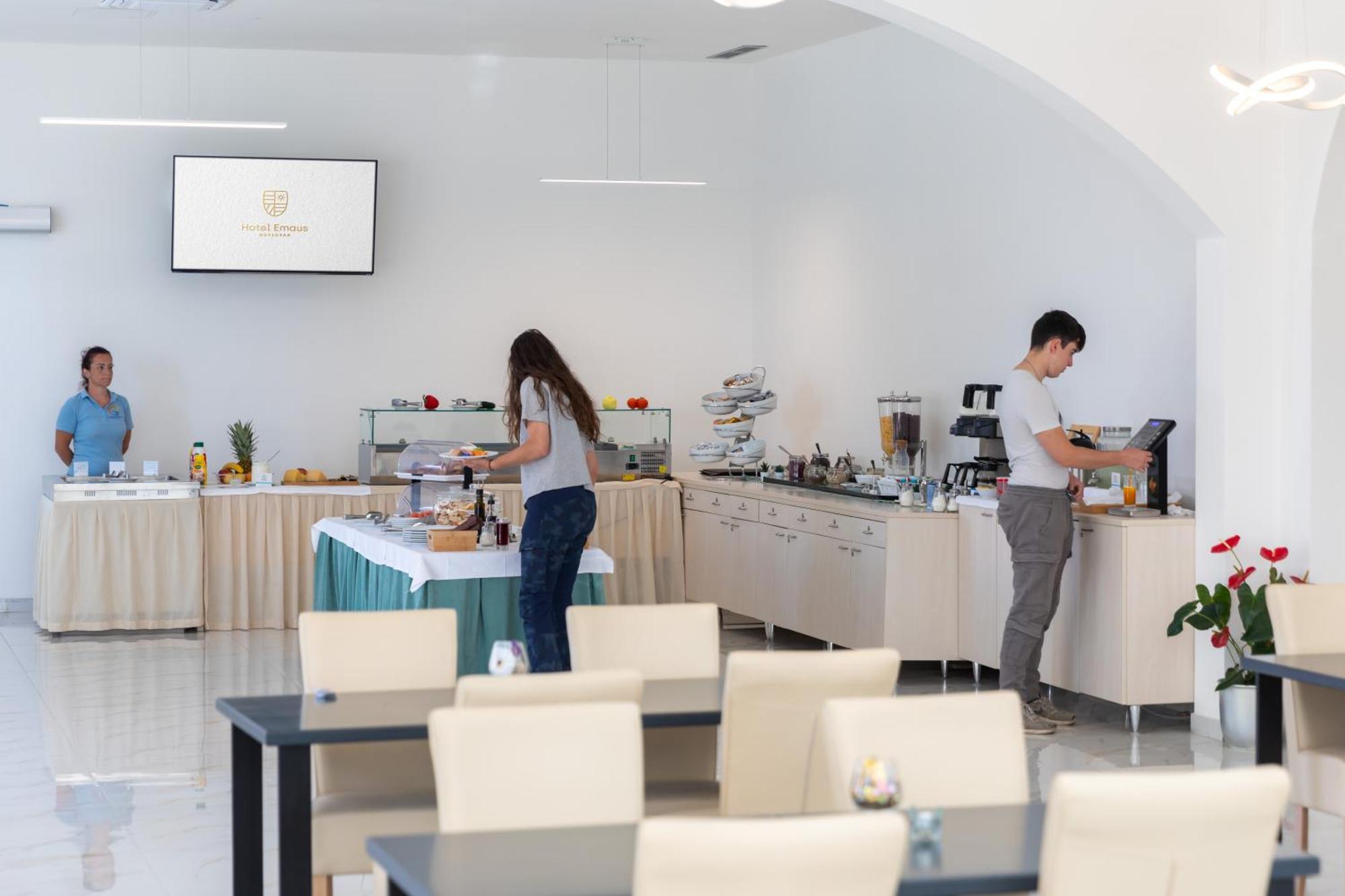 Hotel Emaus Novigrad Istria Εξωτερικό φωτογραφία