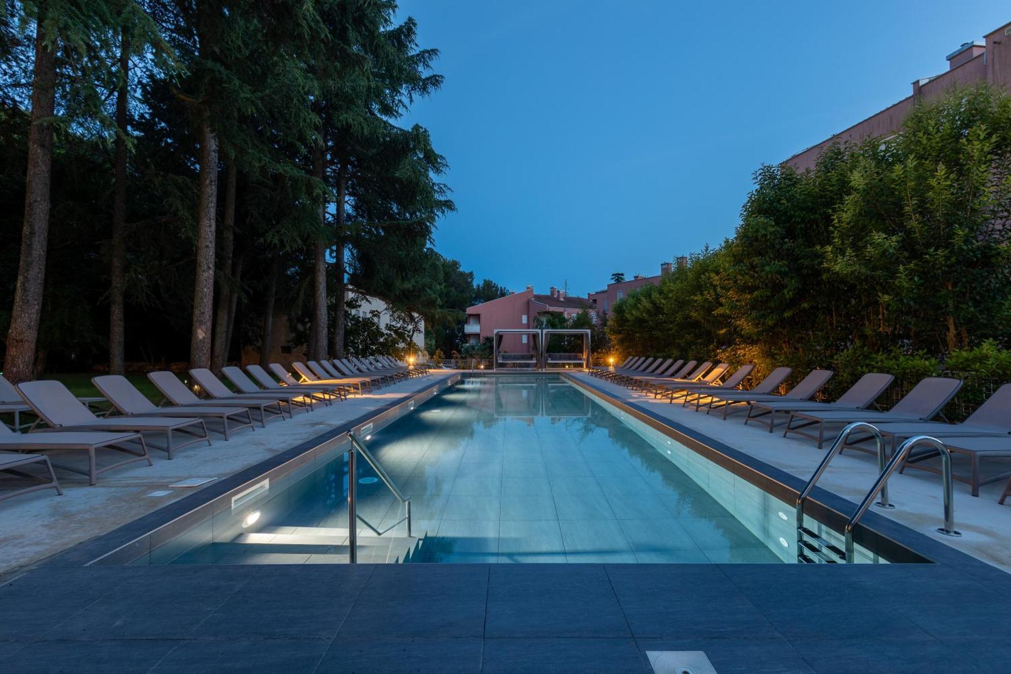 Hotel Emaus Novigrad Istria Εξωτερικό φωτογραφία