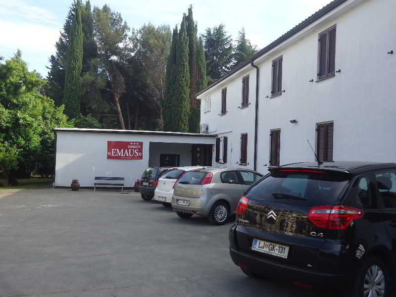 Hotel Emaus Novigrad Istria Εξωτερικό φωτογραφία